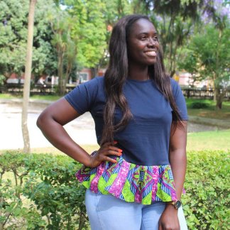 T-shirt com folho de capulana verde