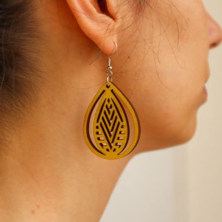 Brincos de madeira folha – amarelos
