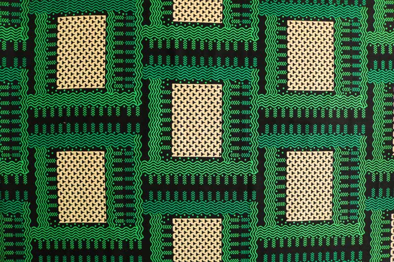 Foto do tecido africano wax com quadrados bege visto desde cima