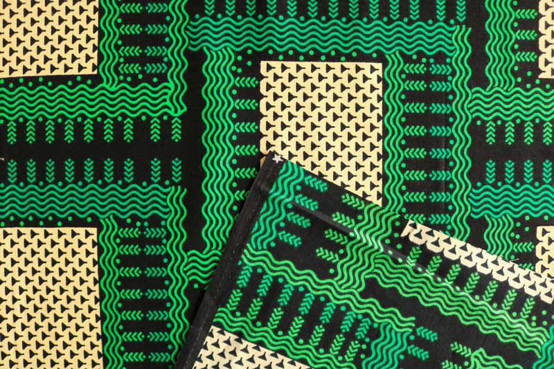 Tecido africano WAX – Quadrados bege - Image 2