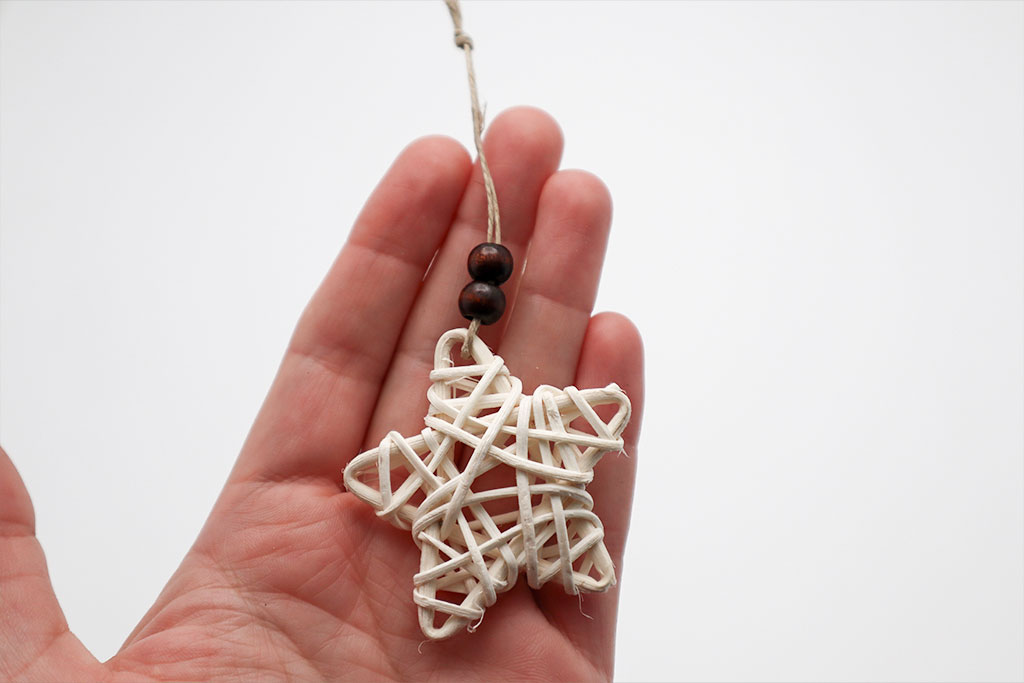 Estrela de Natal em vime branco - Image 2